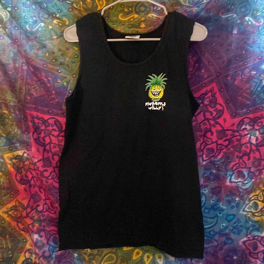 Pineapple Willy’s Tank